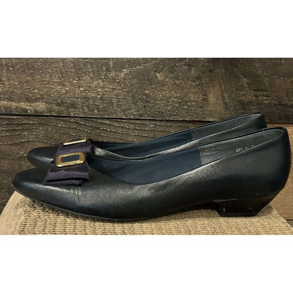 Vintage Selby Women's Size 9.5 Shoes Navy W/Bow Slip‎ On Pump Career Loafers - Picture 2 of 9